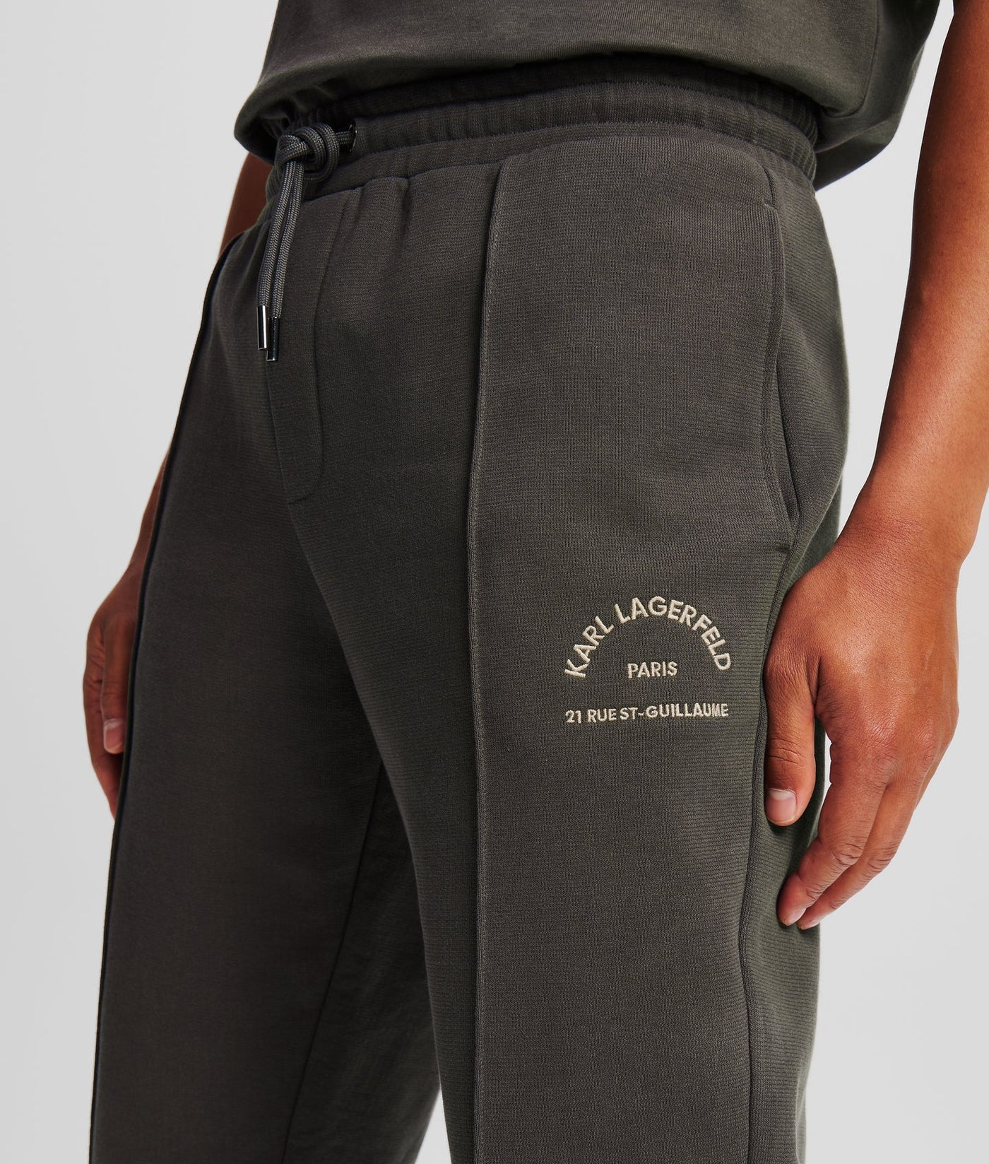 KARL RUE ST-GUILLAUME SWEATPANTS
